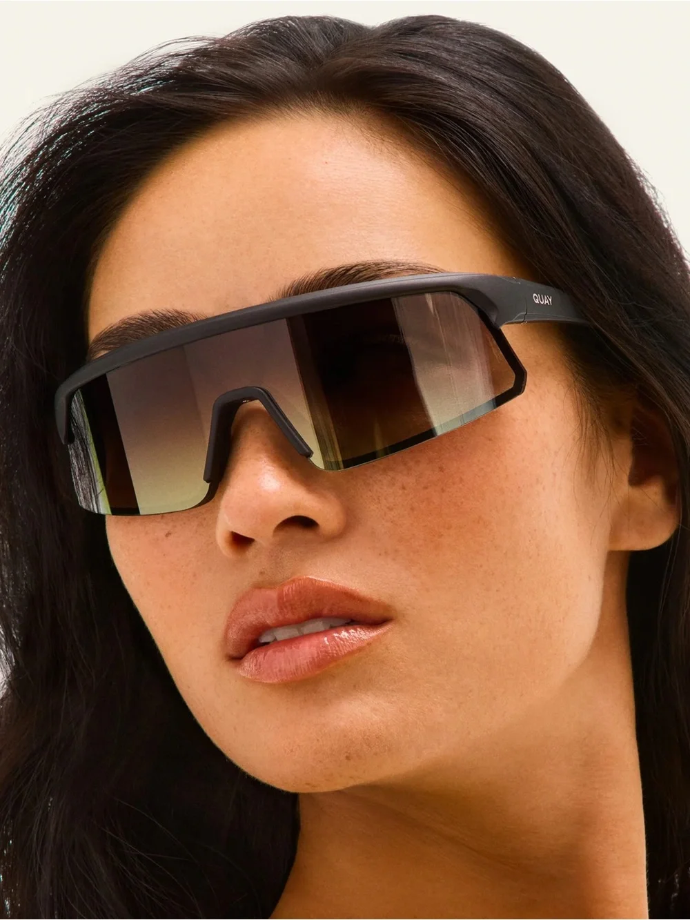 Quay CLOCK IT Matte Black Frame / Bronze Glow Lens Sunglasses